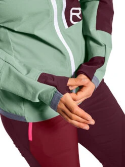 ORTOVOX Berrino Jacket W Rot -Skiausrüstung Angebote ortovox berrino jacket women 60272 detail 012028129